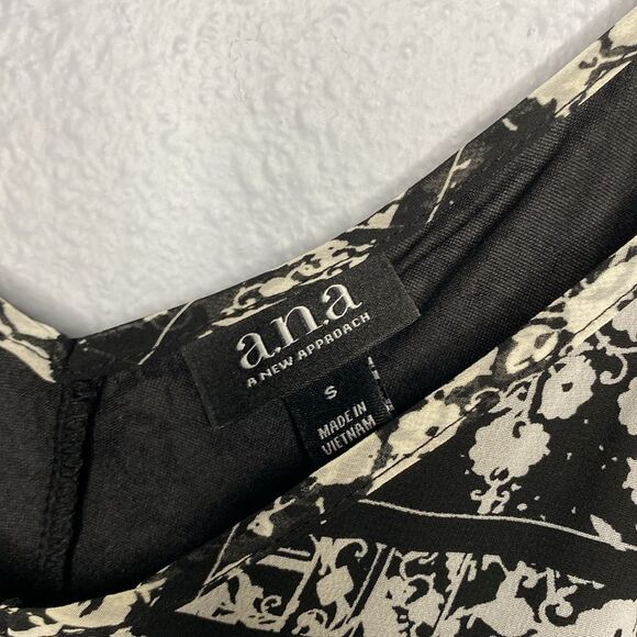 A.N.A Black and White Spaghetti Strap Geometric Pattern Vneck Maxi Size S - Picture 3 of 11